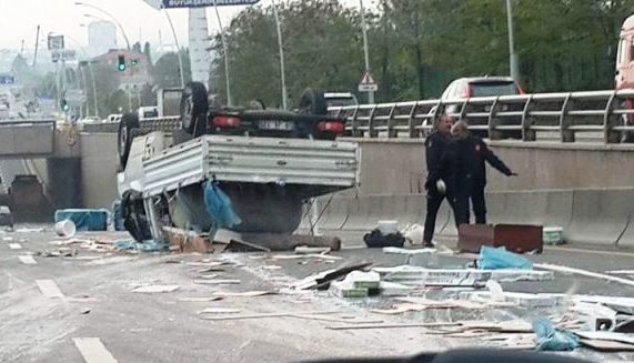 Esenboğa Protokol Yolunda Feci Kaza